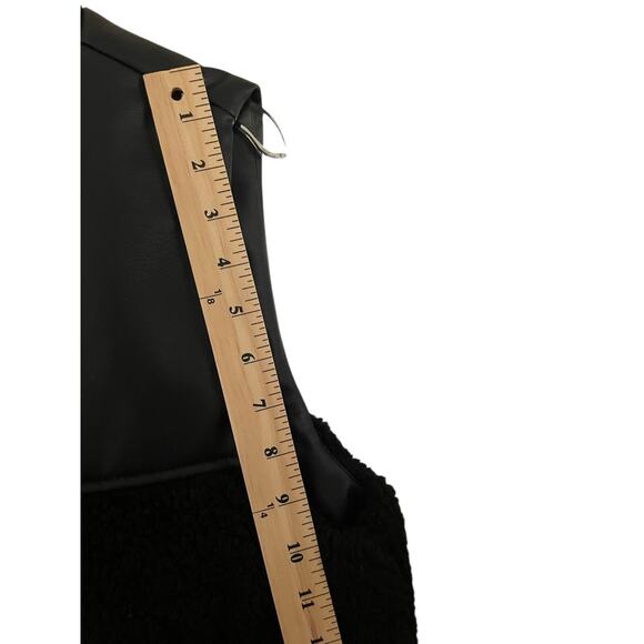 RSQ Womens PU Faux Leather Sherpa Lined Moto Vest Black Size Large Tillys L New - Picture 7 of 9